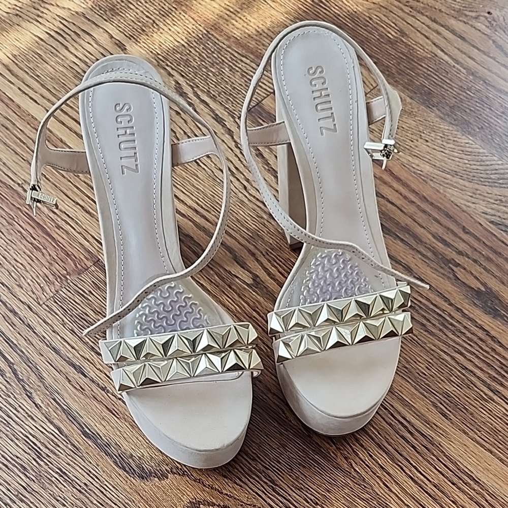 SCHUTZ Suede Nedy Platform Ankle Strap Beige Sandals with Gold Studs, size 9